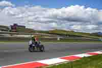 cadwell-no-limits-trackday;cadwell-park;cadwell-park-photographs;cadwell-trackday-photographs;enduro-digital-images;event-digital-images;eventdigitalimages;navarra;no-limits-trackdays;peter-wileman-photography;racing-digital-images;trackday-digital-images;trackday-photos